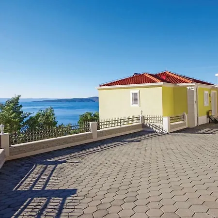 One-bedroom In Appartement Brela
